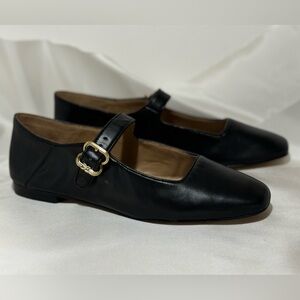 Michaela Mary Jane flats by Sam Edelman. The shoes are black and in size 8.5.